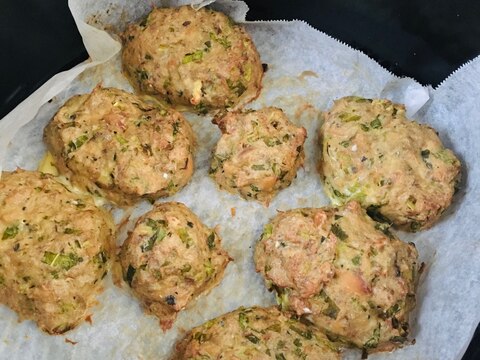 低糖質！鯖缶とキャベツとオカラパウダーハンバーグ